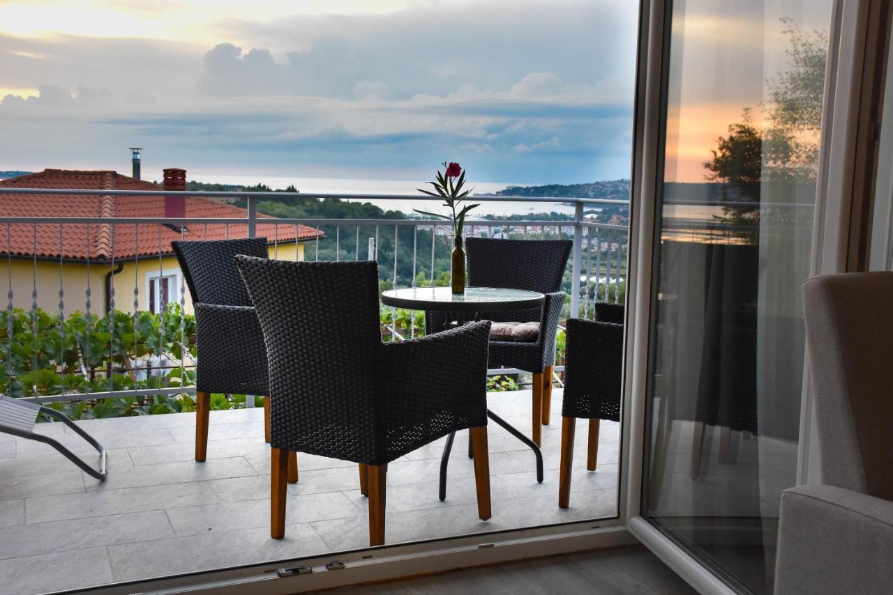 Apartma Med Oljkami - Portoroz Exterior photo
